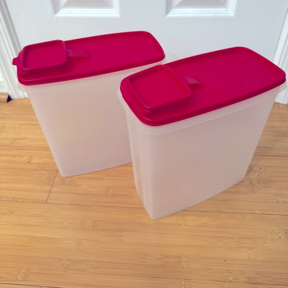 Tupperware 20 Cup Modular Mates Cereal Storer Red Flip-Top Seal (set of two) - Picture 1 of 6